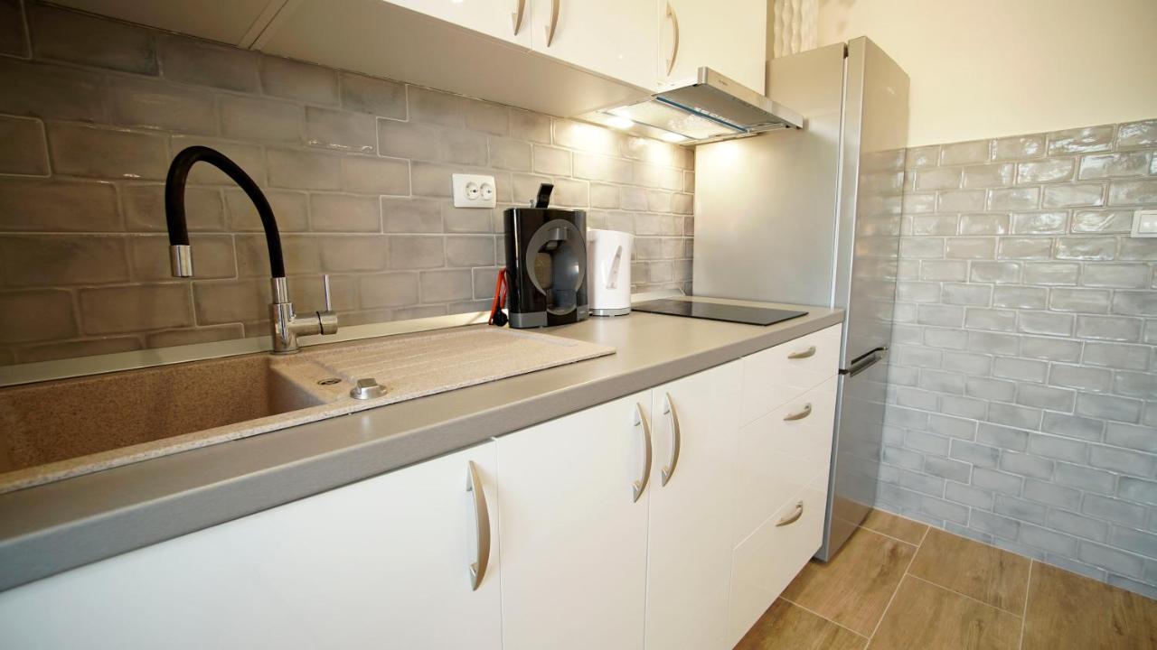 Apartment Caramela Nin Kültér fotó
