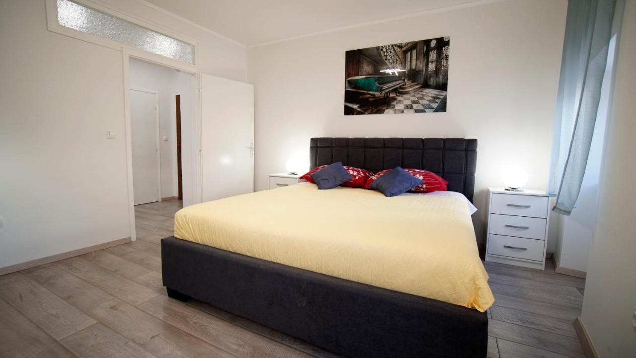 Apartment Caramela Nin Kültér fotó