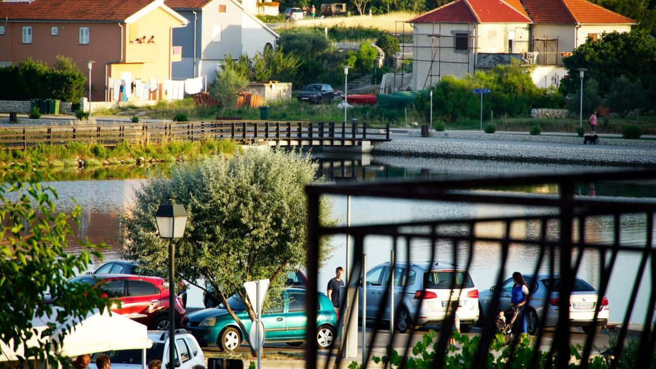 Apartment Caramela Nin Kültér fotó